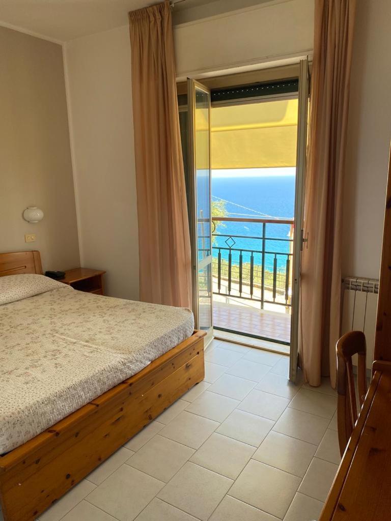 Hotel Rosita Finale Ligure Exteriér fotografie